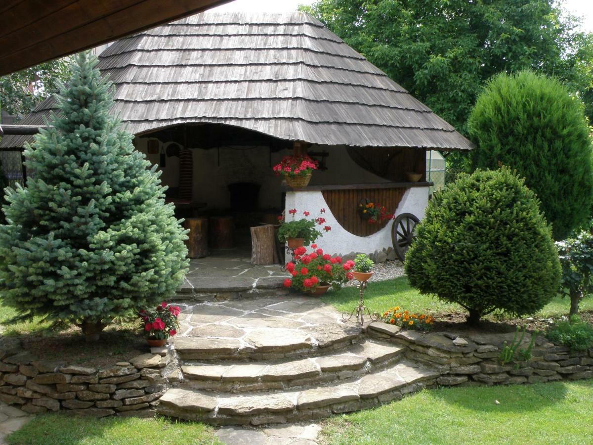 Penzion Farkys Jamnik  Ngoại thất bức ảnh